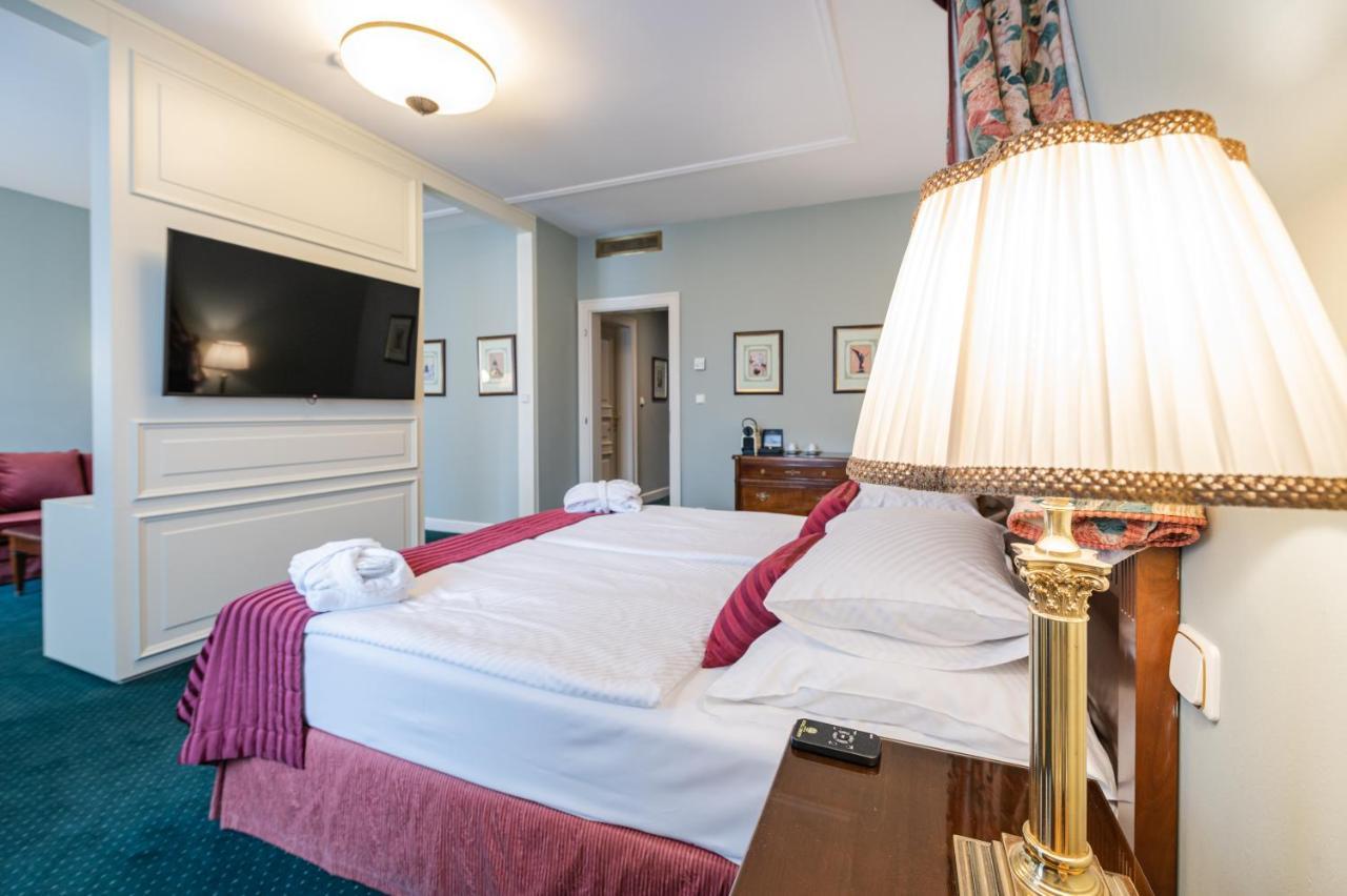 Hotel Liberty Prága Kültér fotó