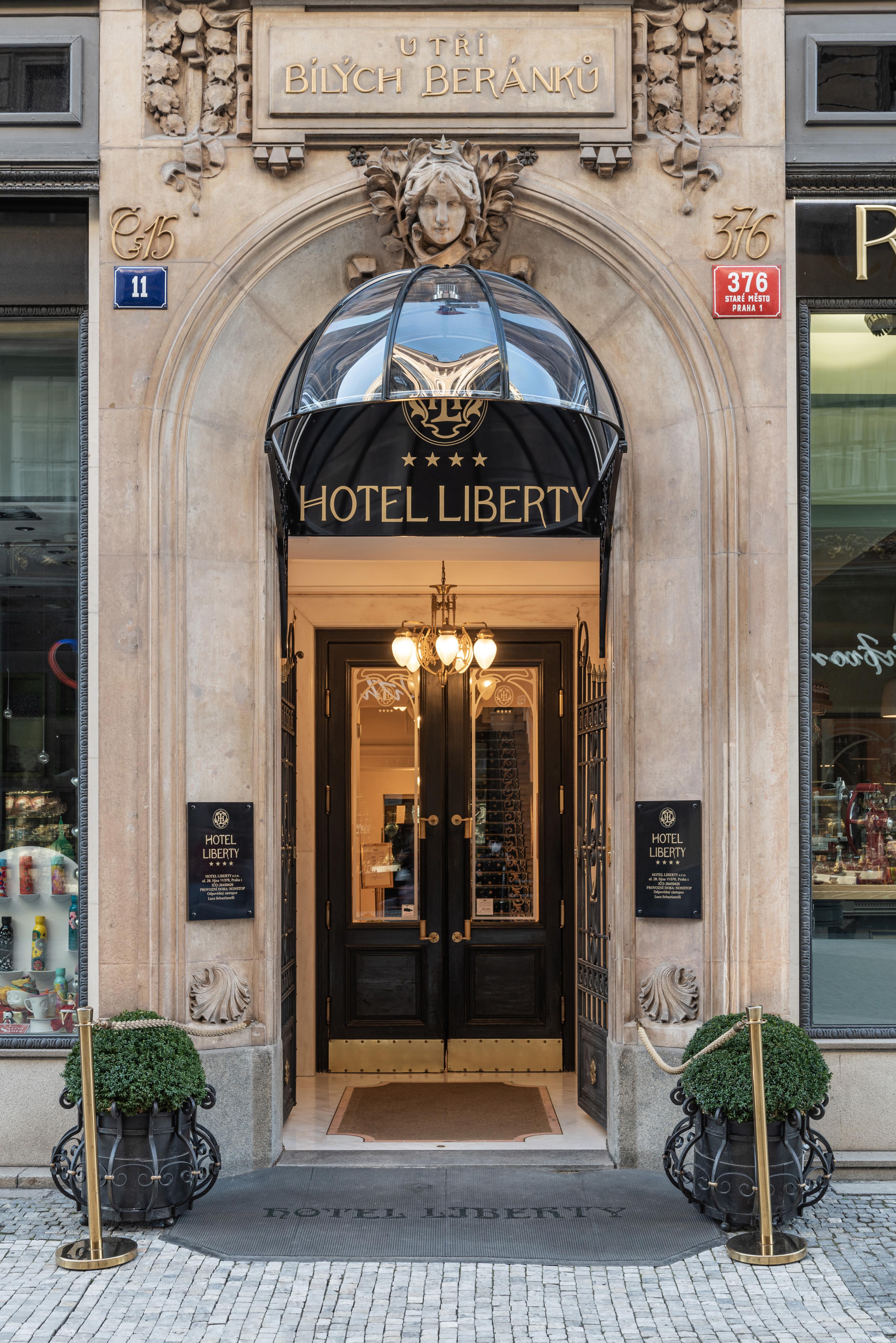 Hotel Liberty Prága Kültér fotó