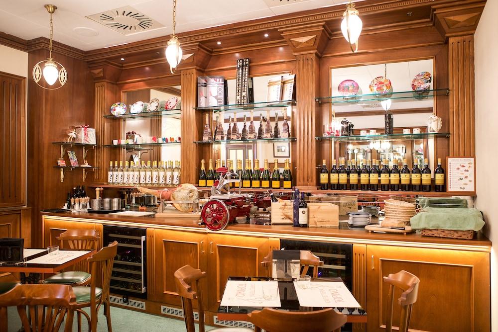 Hotel Liberty Prága Kültér fotó