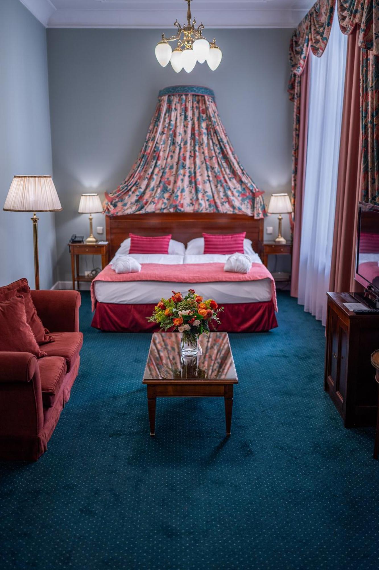 Hotel Liberty Prága Kültér fotó