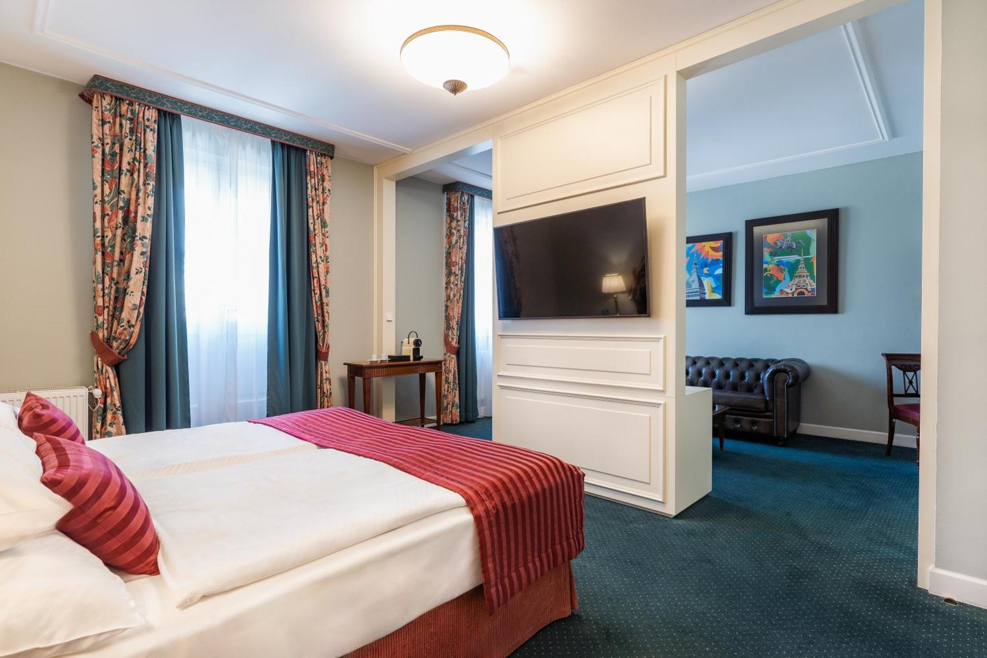 Hotel Liberty Prága Kültér fotó